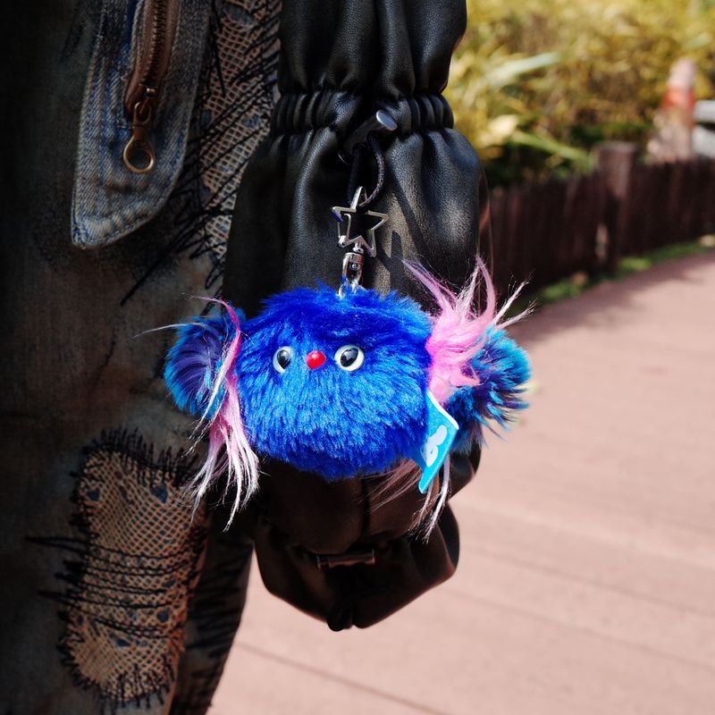 ALIEN PUPPY KEYCHAIN - Buns Pie