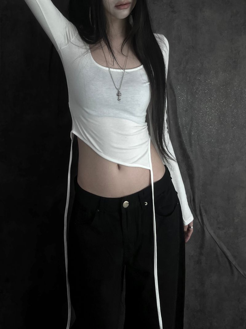 coin multi-strap crop T (2color)