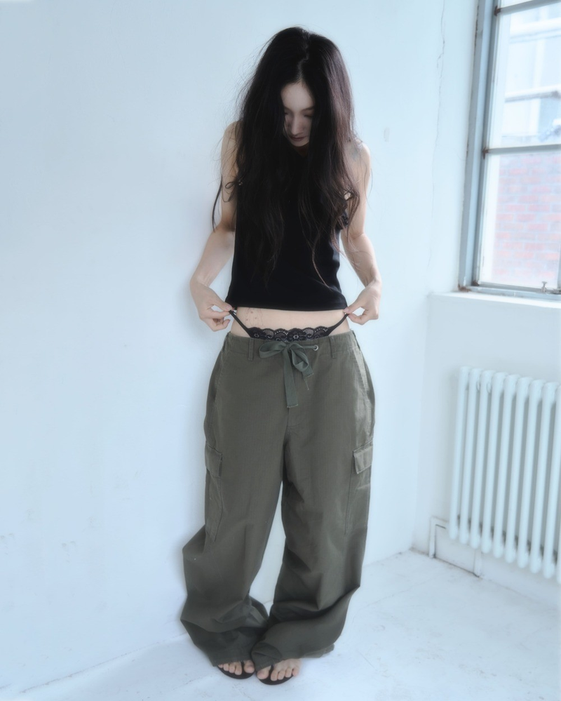 Distressed Cargo Pants - Khaki