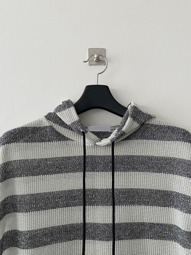 Grunge stripe knit vest