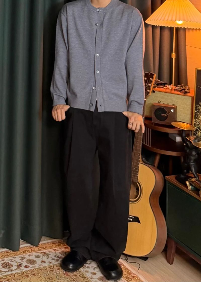 Black One-Tuck Denim 
