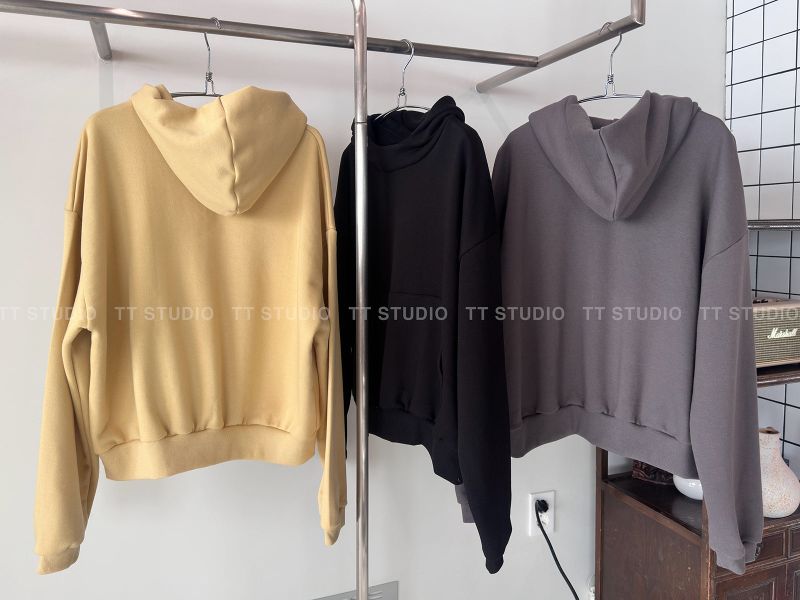 High-neck cropped hoodie