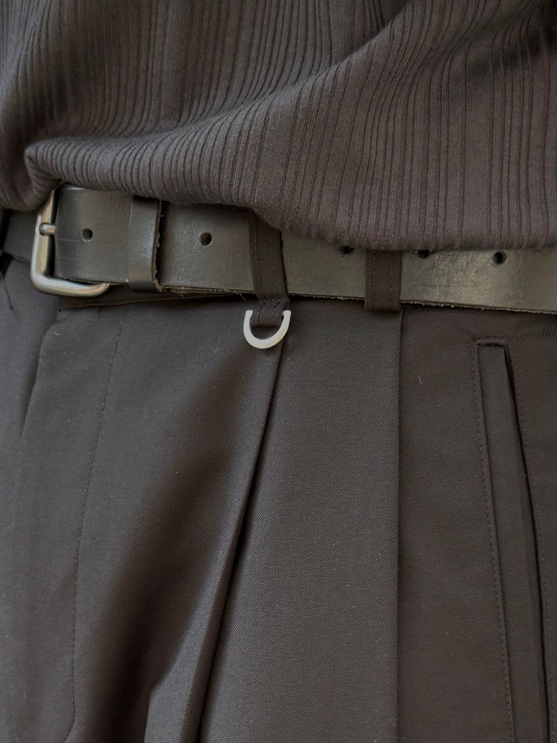 Mona two-tuck wide D-ring slacks