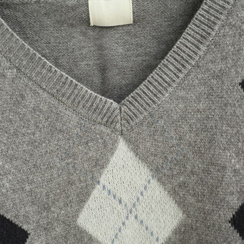 Chloé Argyle V-Neck Knit Sweater