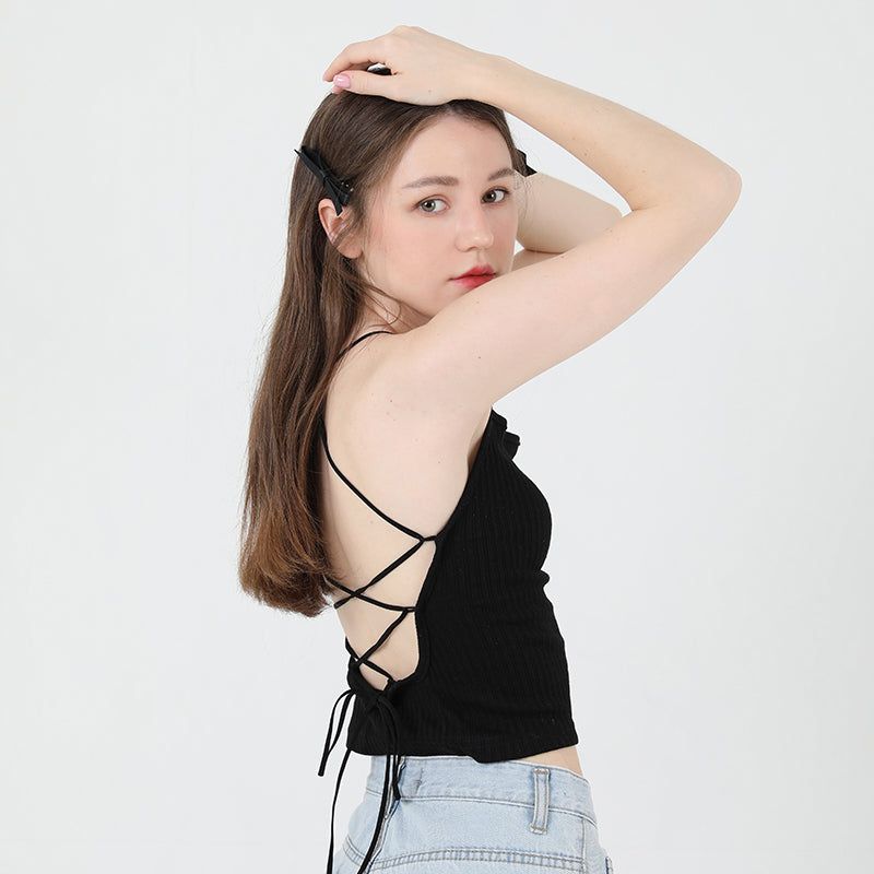 cattline（カトリーヌ）の「Back Slit Crop Sleeveless Black（Tops）」