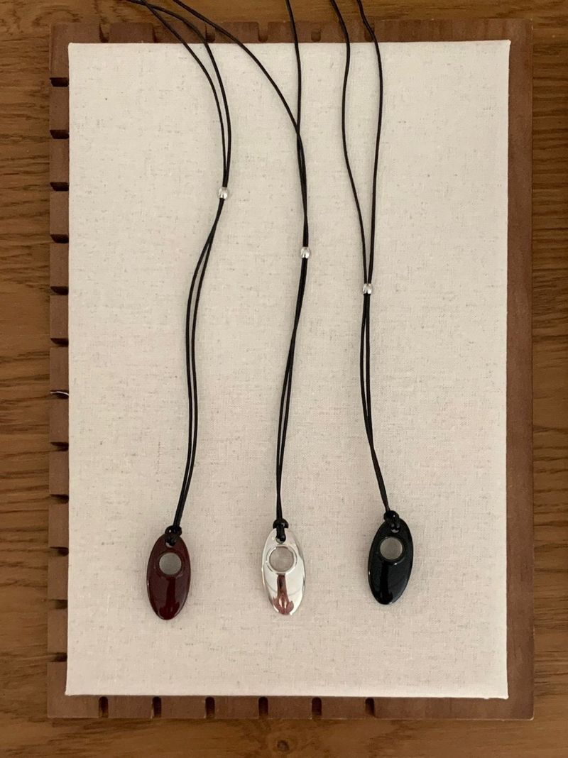 House of haus（ハウス オブ ハウス）の「アーモンド ストーン ロング ネックレス (3色)（アクセサリー）」