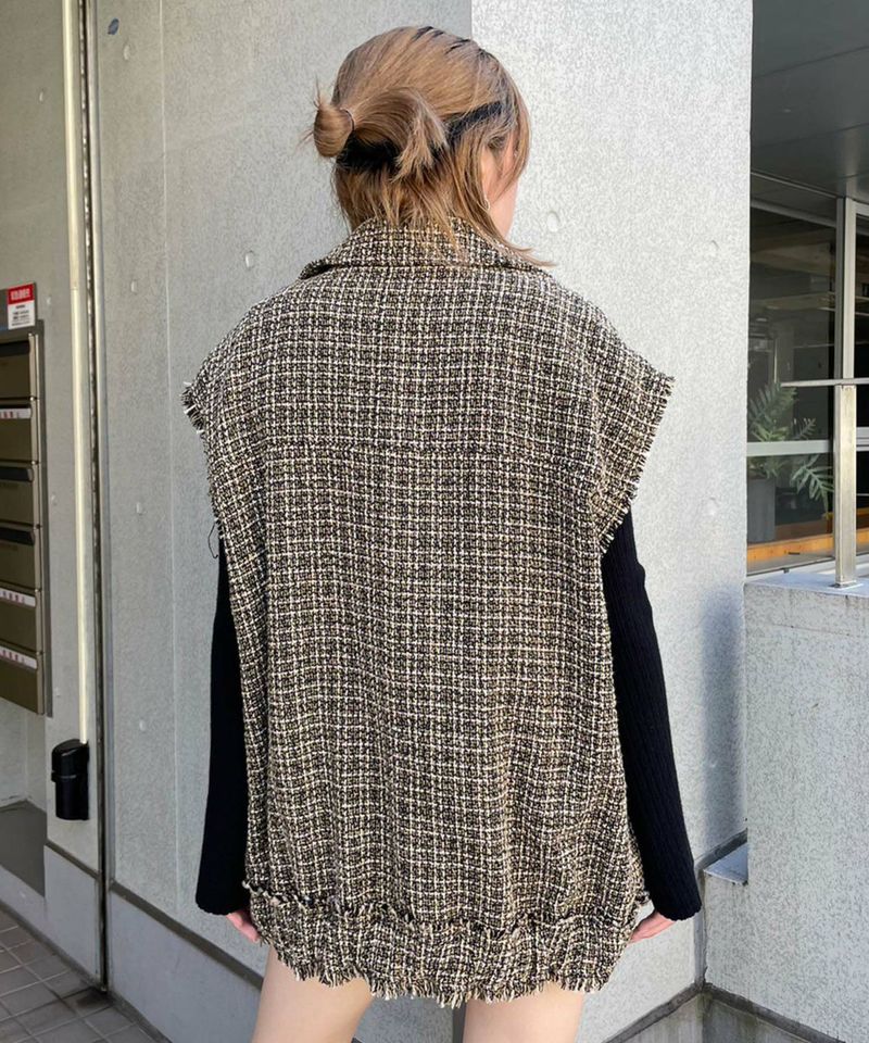 TWEED VEST
