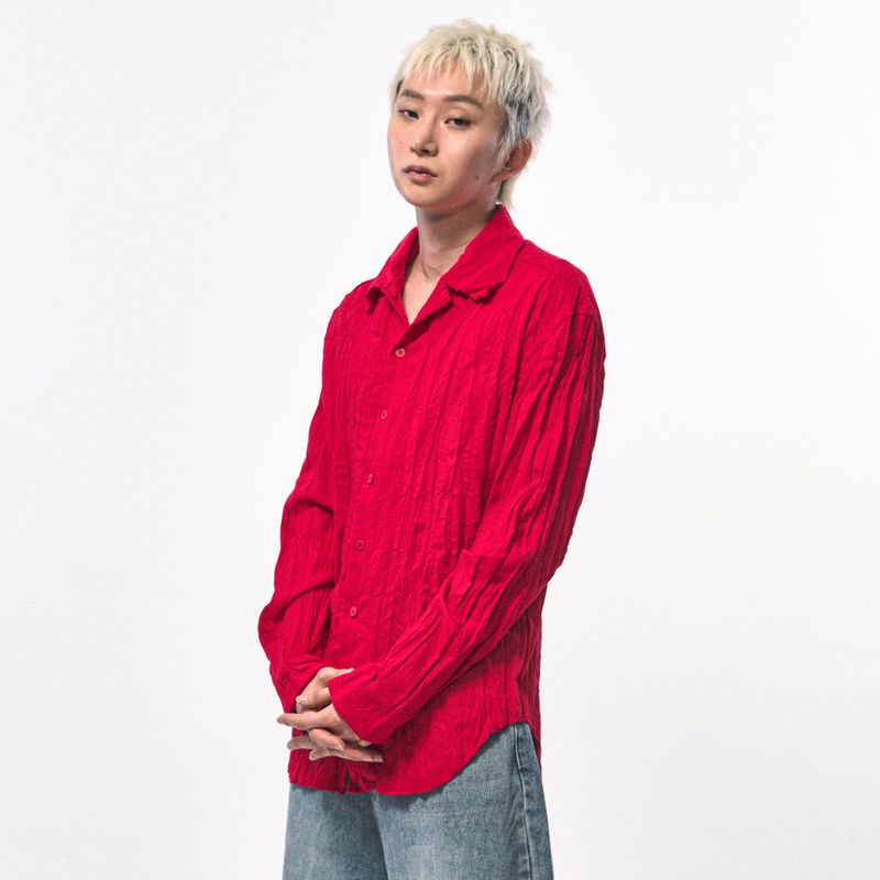 C Wear by the Genius(シーウェア バイザジーニアス)の「CRINKLE LINEN SHIRTS RED(Tops)」