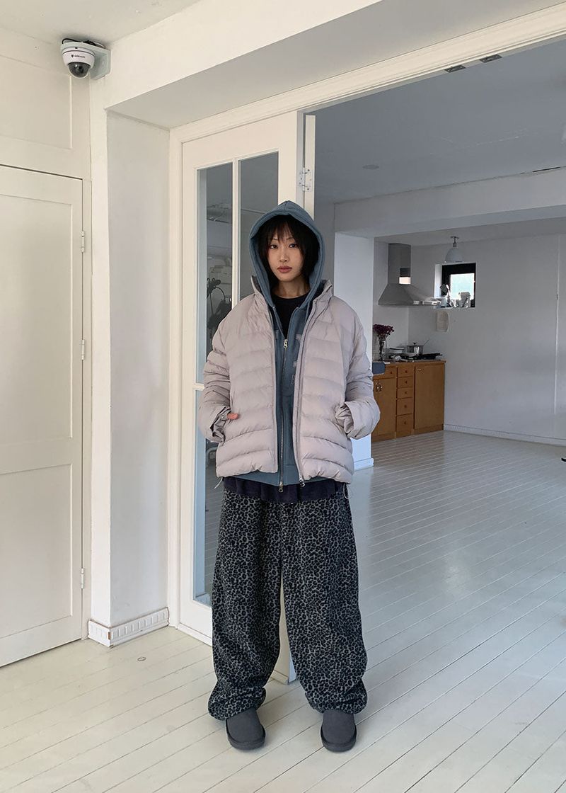 HIGH NECK LIGHT PADDING