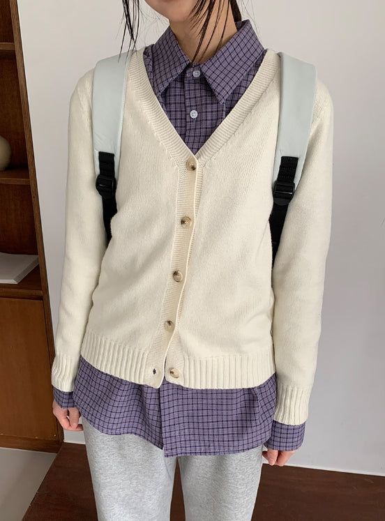 Campa V-neck Knit Cardigan