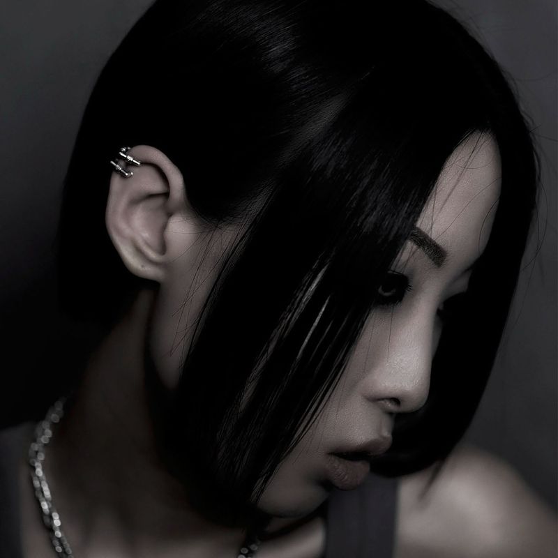 MICRO PIPE EAR CUFF