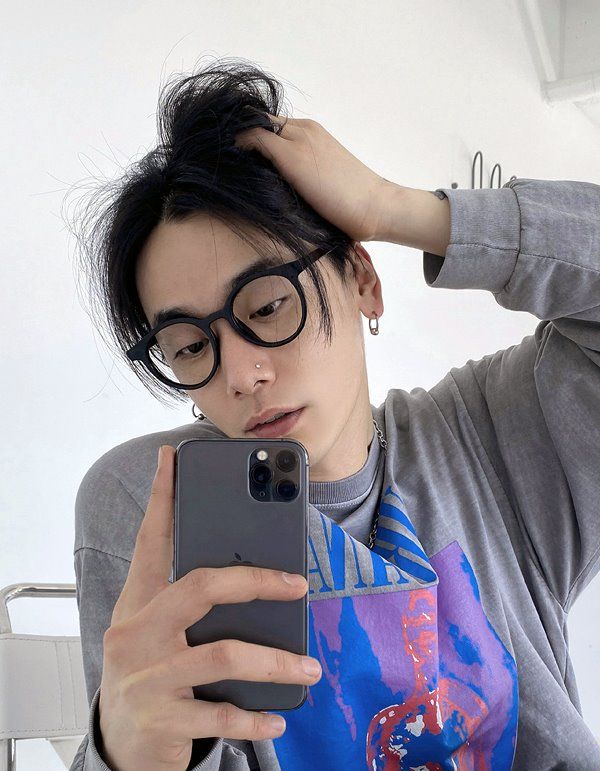 HOLY IN CODE（ホーリーインコード）の「No.8629 horn-rimmed glasses（Fashion Accessories）」