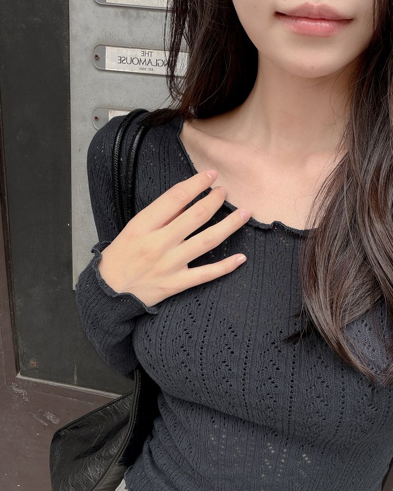 Loki wave punched knit