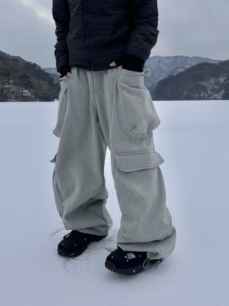 Double Pocket Multi Cargo Sweatpants 4C