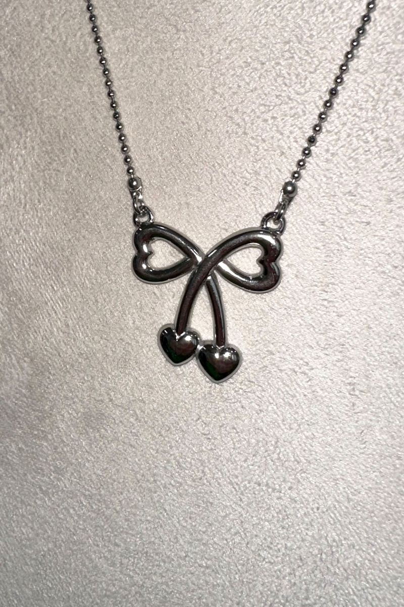 Ball chain] cherry ribbon necklace