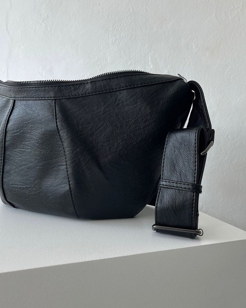 ROXY Vijou Croissant Cross Bag