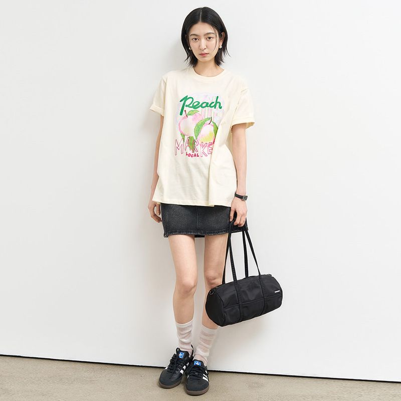 GENERAL IDEA（ジェネラルアイディア）の「 WOMAN フルーツオーバーサイズTシャツ [CREAM PEACH]（Tops）」