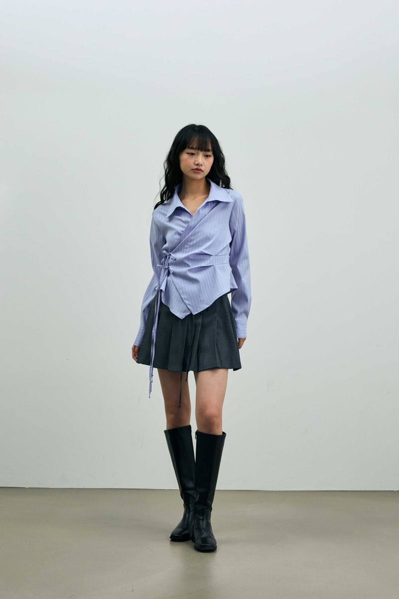 EVE STRIPE WRAP SHIRT / SKY BLUE