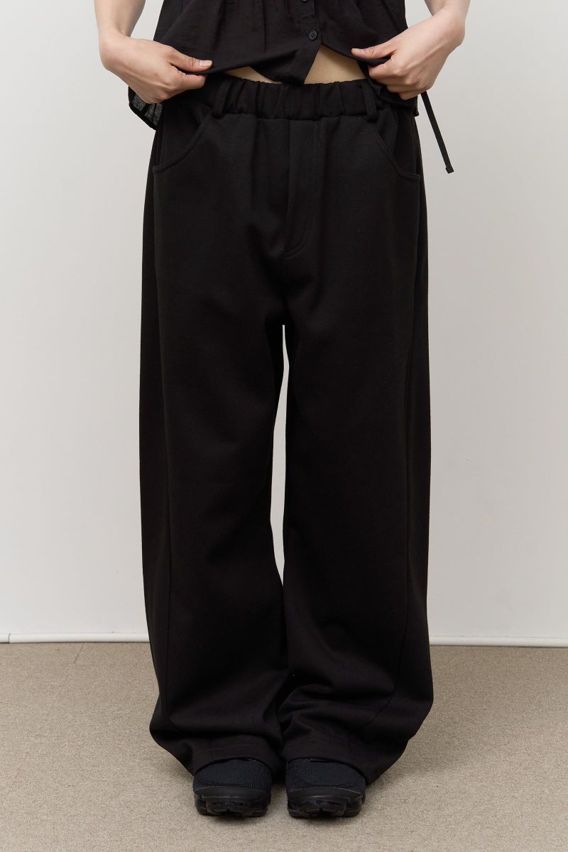 L Back Curved Pants