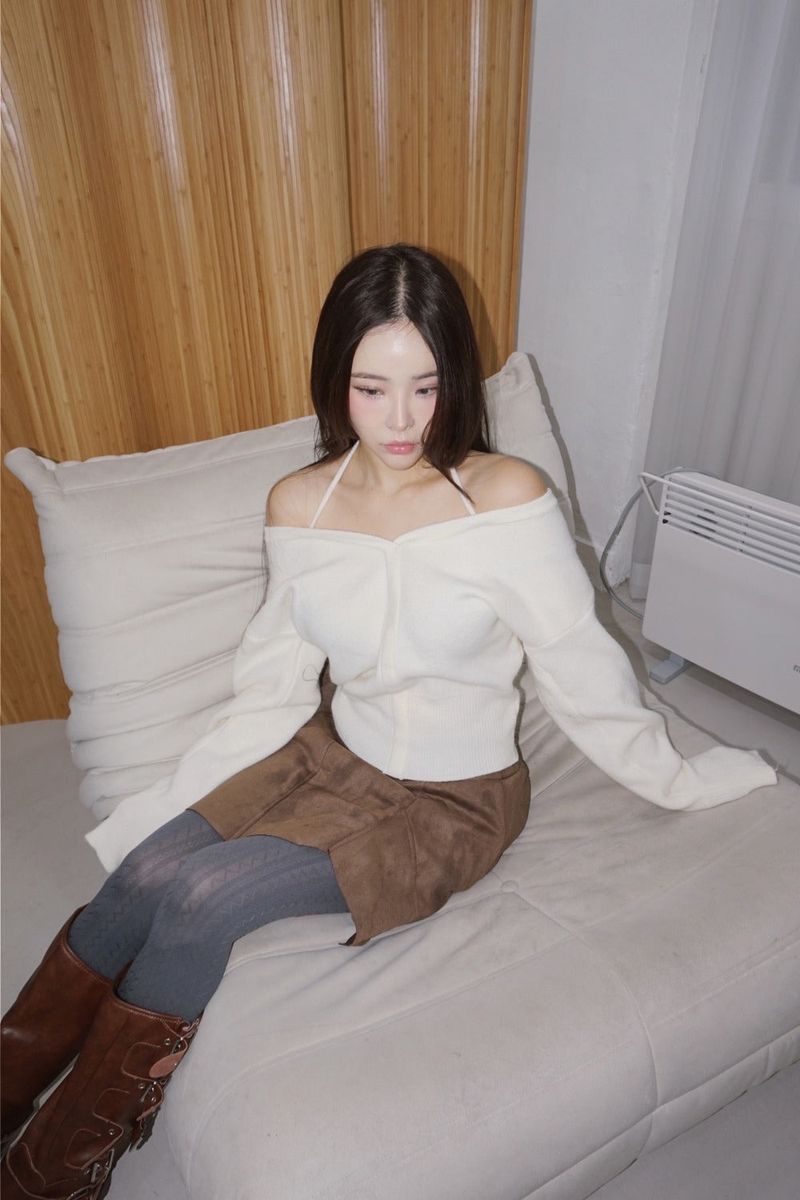 suede unbalanced brown mini skirt