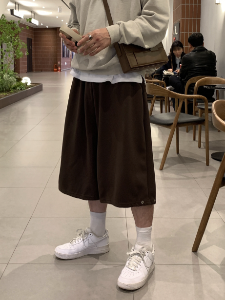 LOOKPLE（ルックプル）の「Kuiper Basic Snap Button Bermuda Pants（Pants）」