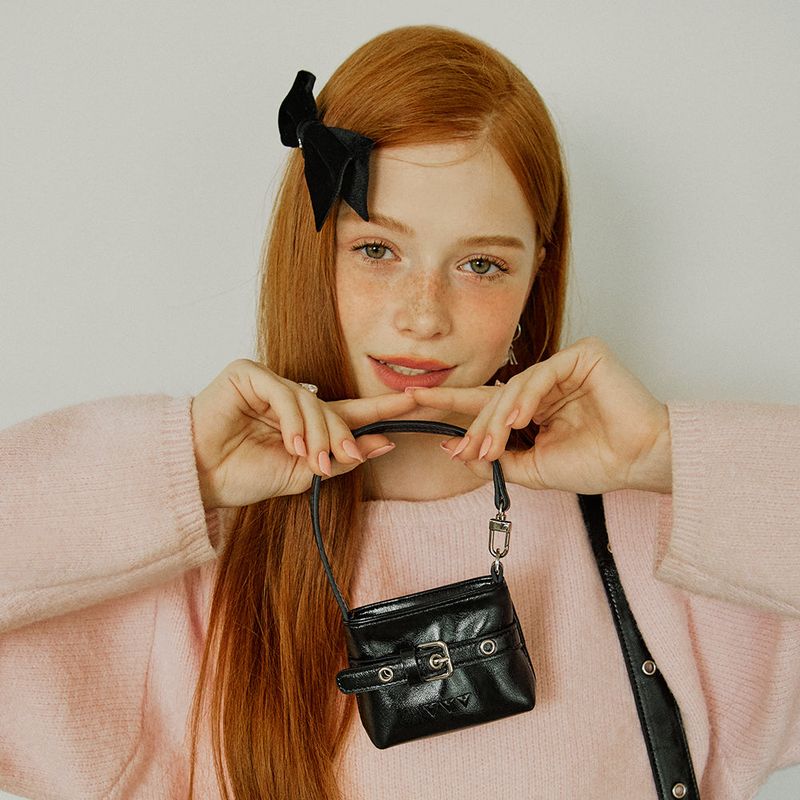 Buckle Mini Hobo Tote Bag Keyring _ Black