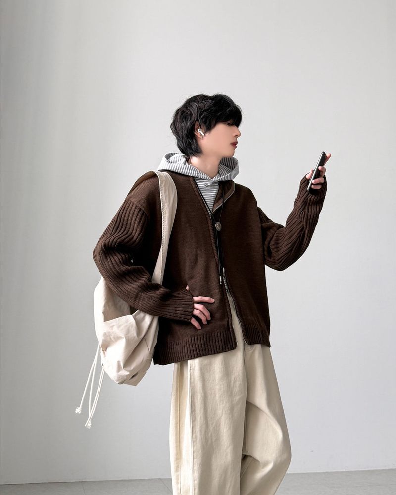 YOURNUS（ユアナス）の「Deegan Slash Knit Zip-Up（Tops）」