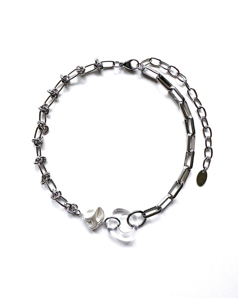 BUZZERBE(ブザービー)の「pearl two chain necklace (white) (Accessories)」