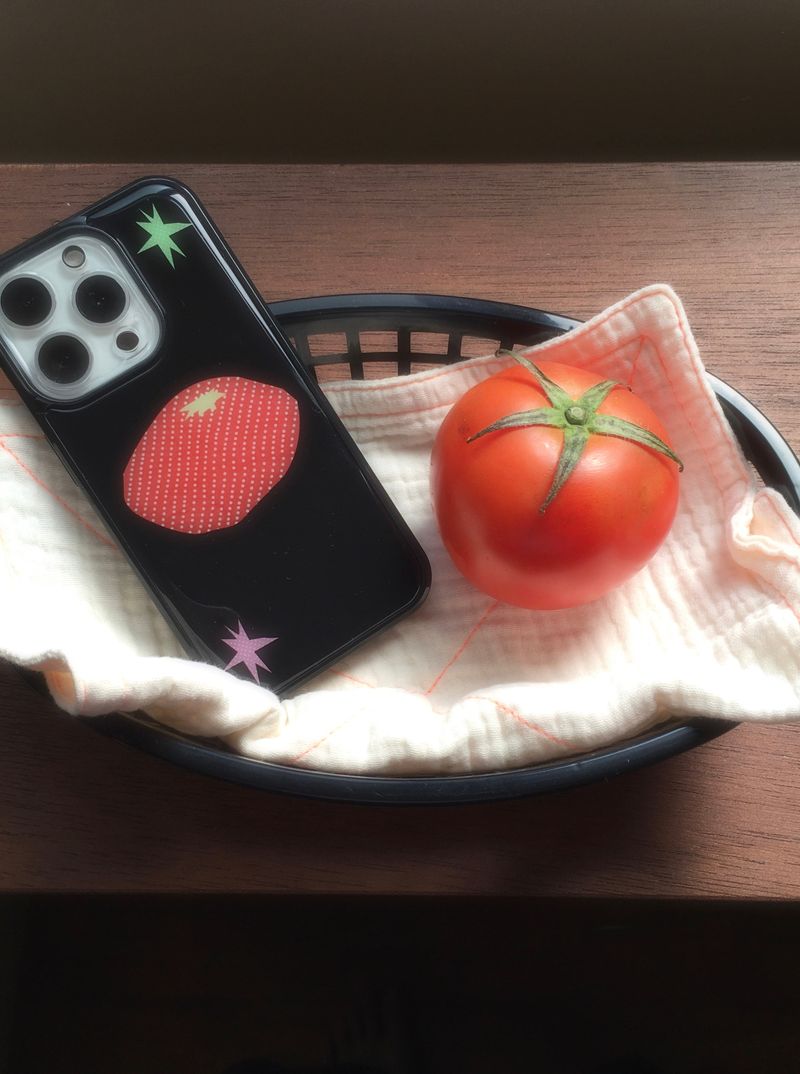 トマトグラスバンパーケース( Black )