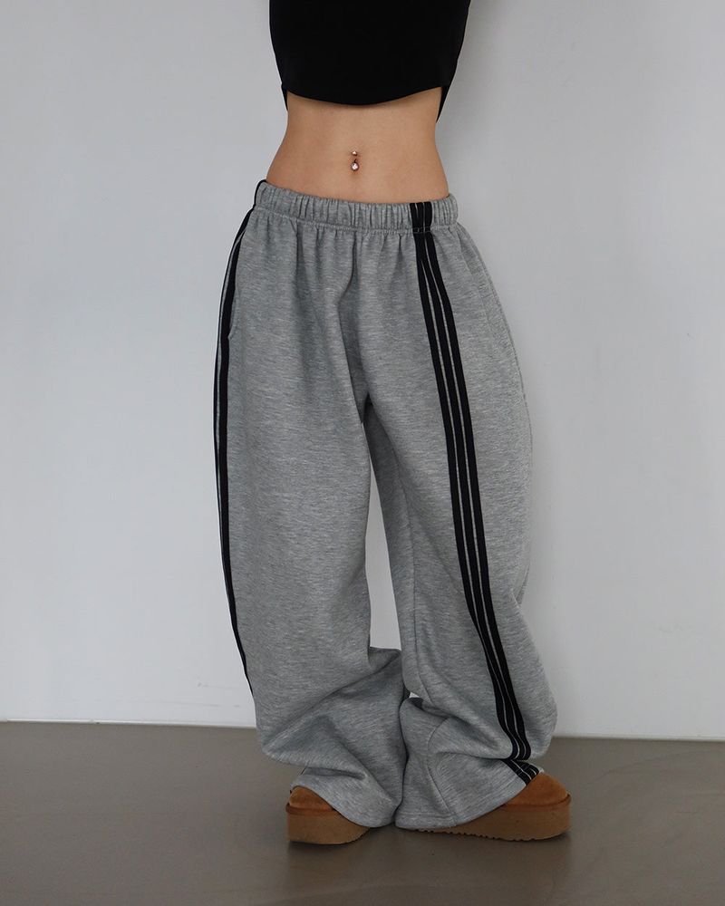 Breeze fleece-lined track string wide pants