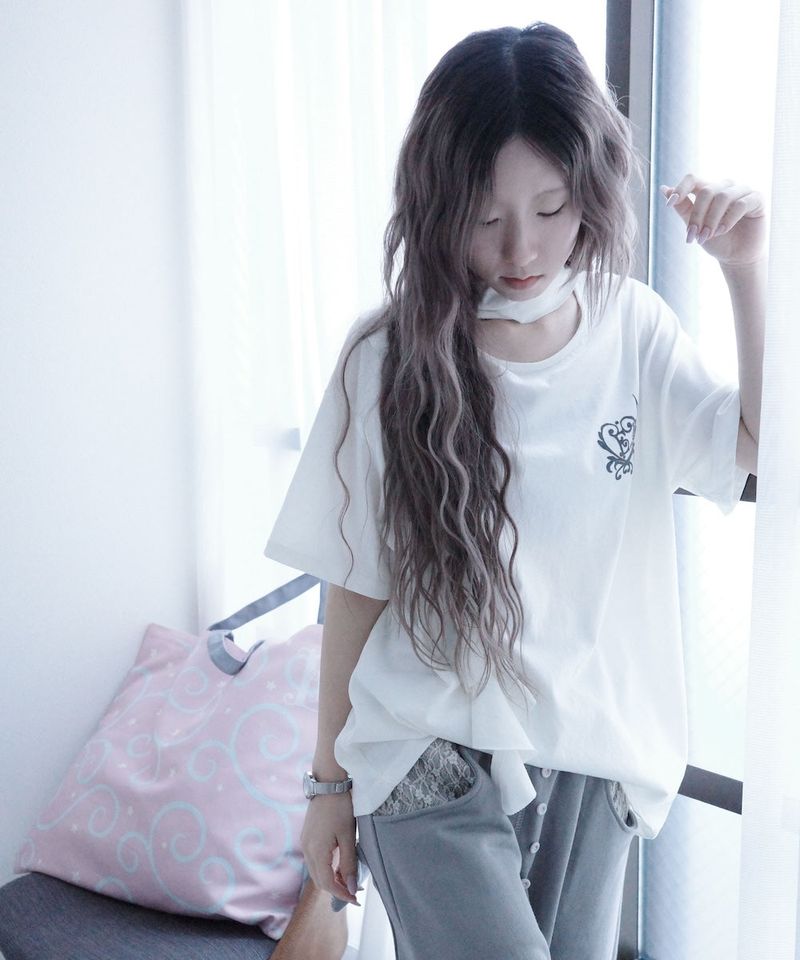 Club E Scarf Tee (White)