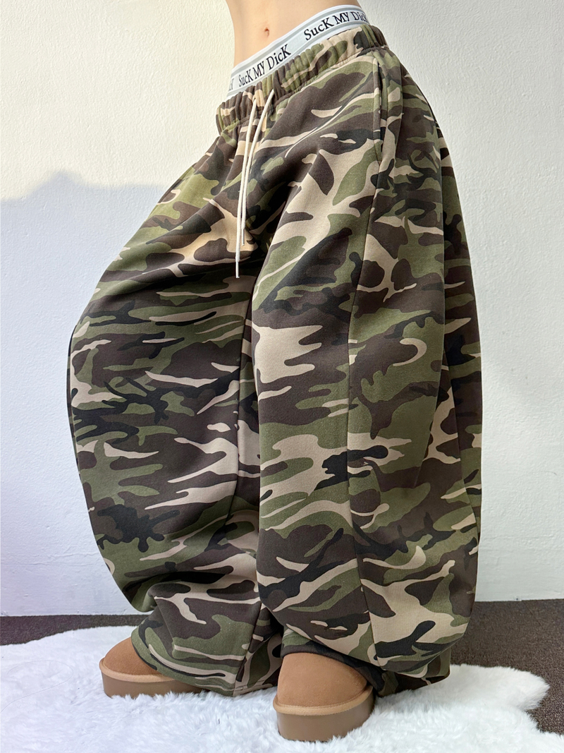 CCORTTI（コルッティ）の「カモフラージュミリタリーサイドピンタックロングパンツ 🖤💚2カラー（パンツ）」