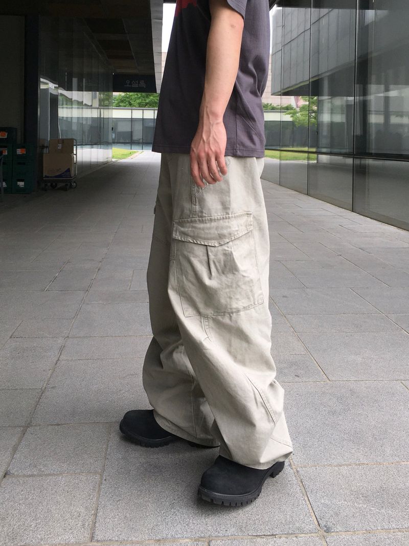 Barz Cut Curved Wide Pants 4C