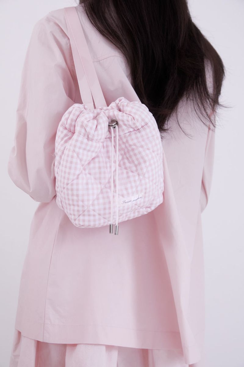 Innermuseum(インナーミュージアム)の「Gingham check string mini backpack (PINK)(Bags)」