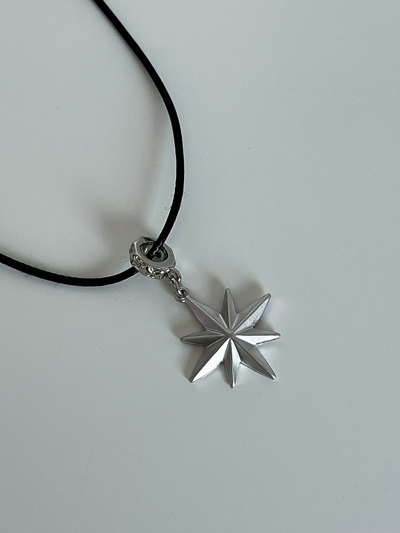 Star piece necklace