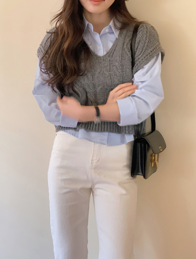 Cable V-neck Cashmere Knit Vest (4color)