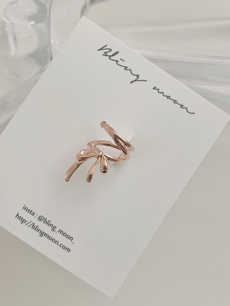Ballet core ear cuff / 3 colors 