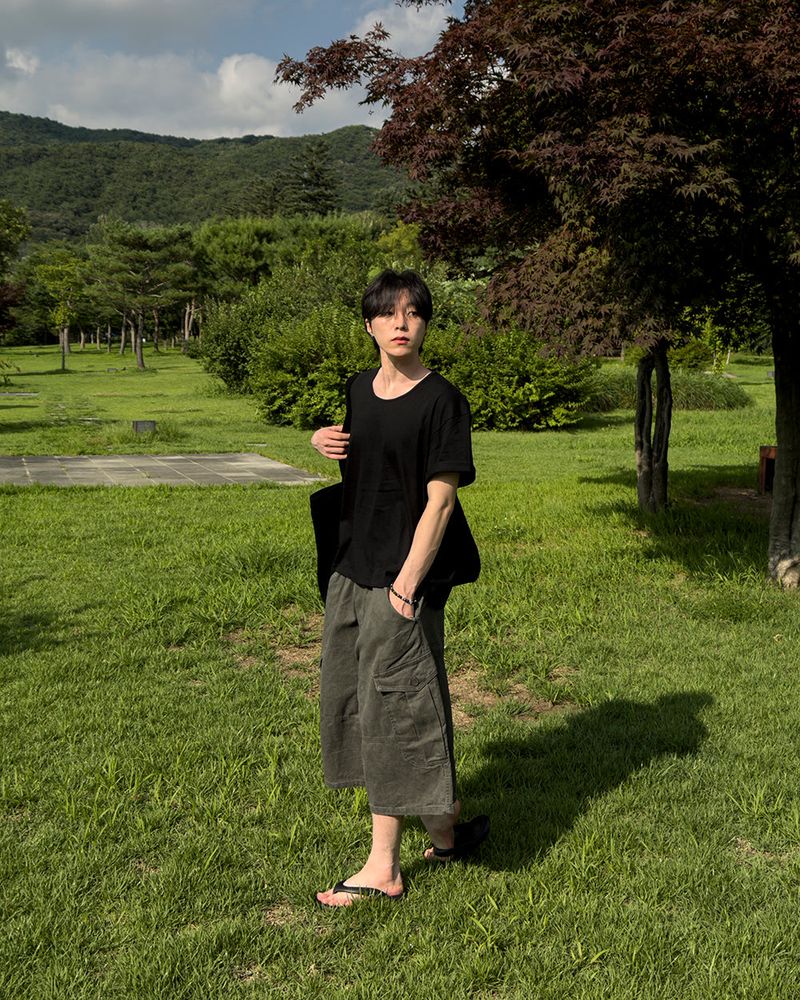 JIIGEUM（ジグム）の「Erne Crop Over U Neck Short Sleeve Tee（Tops）」