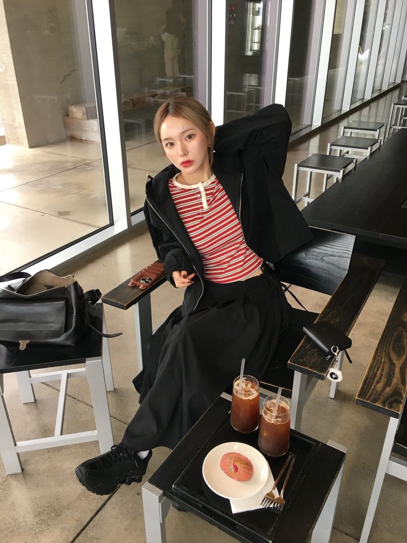 Very Striped Button Long Sleeve (3c)