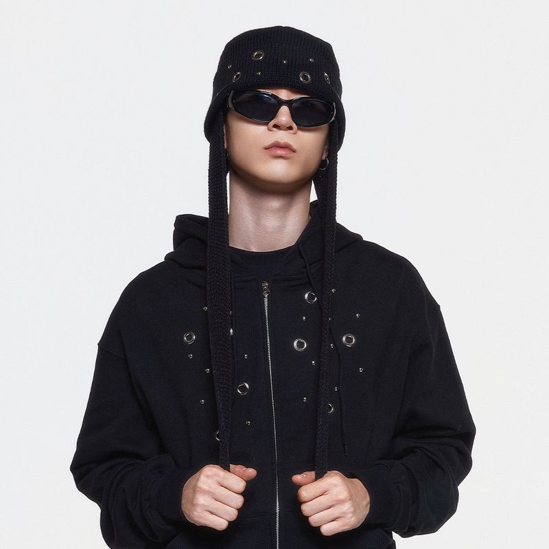 DAUSPICE(DUC)（ダウスピス）の「(DUC) Eyelet Stud Earflap Beanie Black（Hats）」