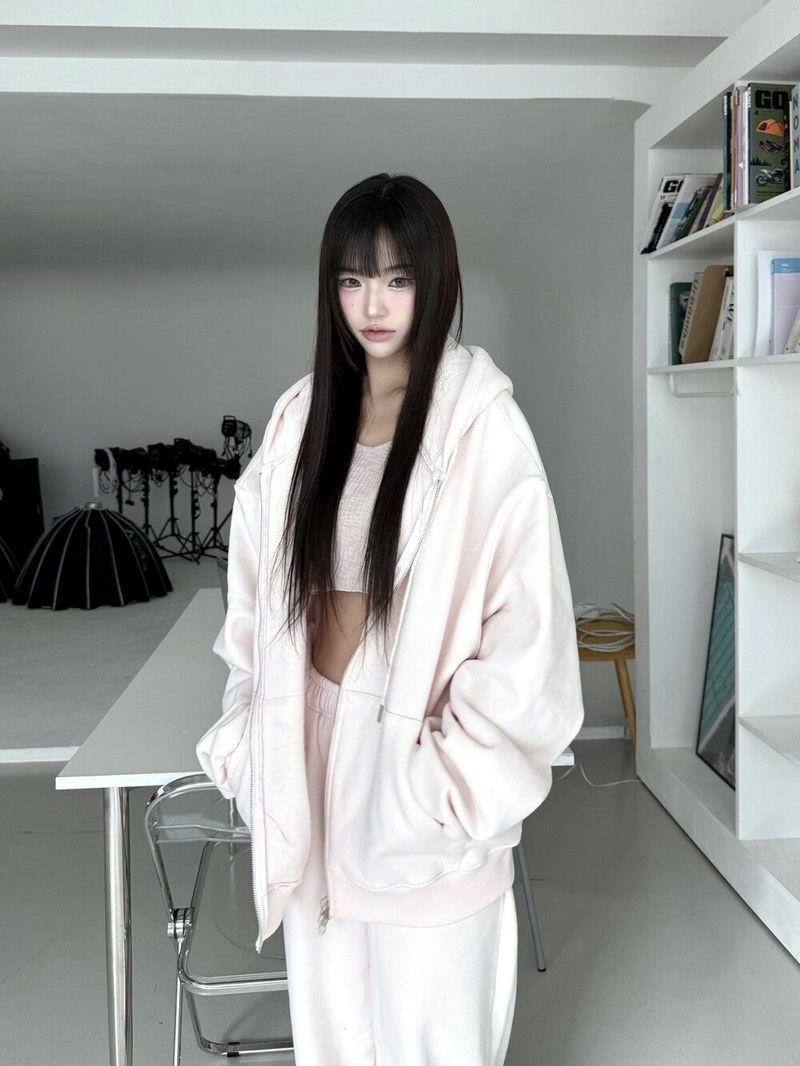 Seow（ソウ）の「1550. Pinterest fluff hood zip-up（Tops）」