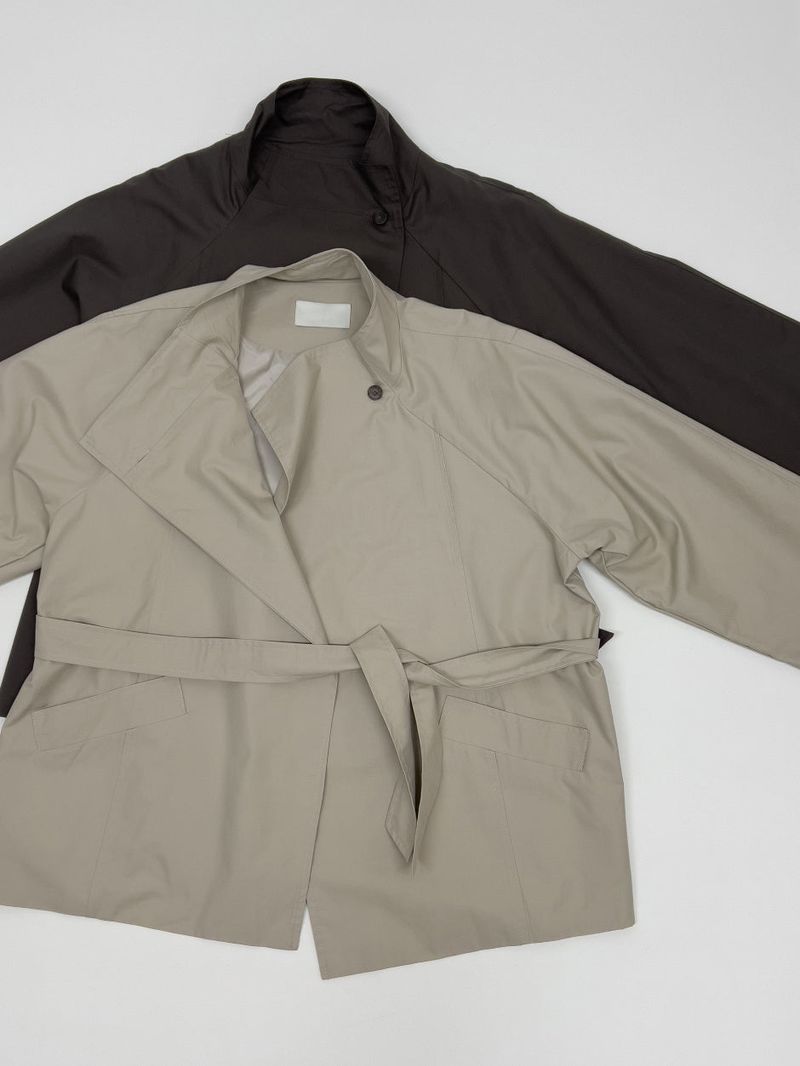 High-neck belted half trench coat