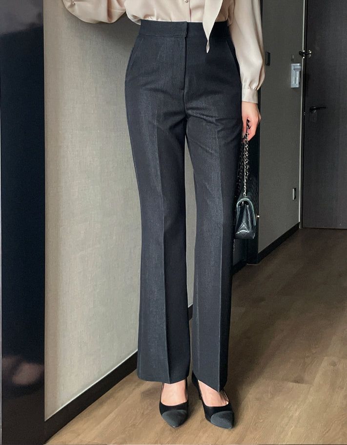 iam mari（アイアム マリ）の「Kane Semi Bootcut Denim Slacks（Pants）」