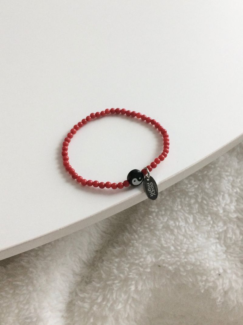 YIN N YANG RED BRACELET