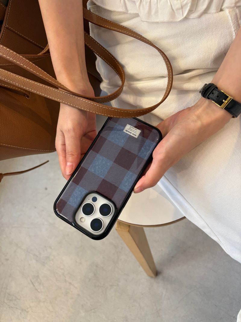 vintage check phone case