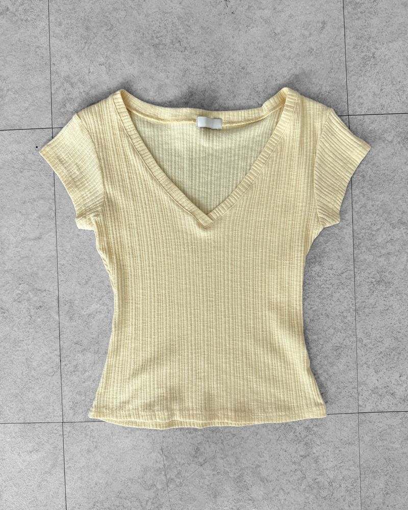 SOFT RIB V-NECK TEE