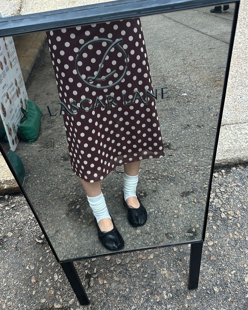 Chocolat Ribbon Dot Midi Skirt