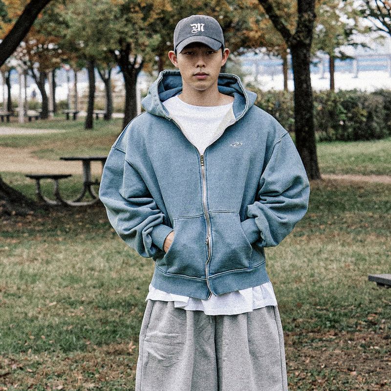 M-TP Logo Super Wide Bermuda Pants Gray