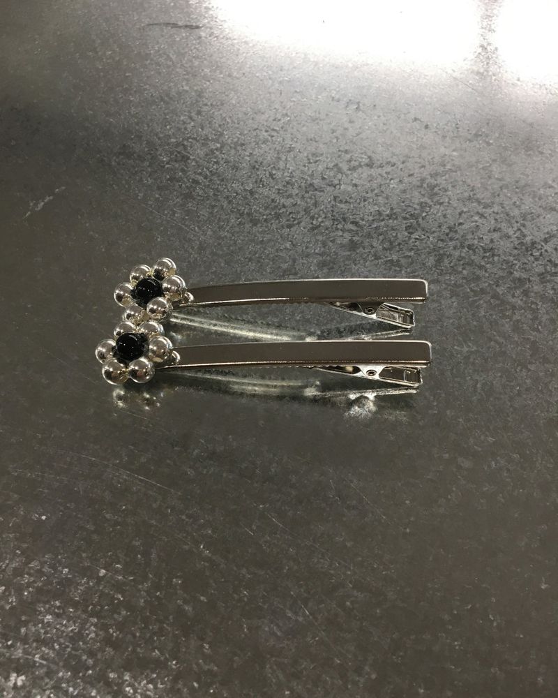 Rhubarb Silver Ball Pin (2color)