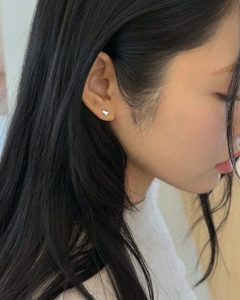 mattoi(マットゥア)の「Sorbet heart earring (silver)(Accessories)」